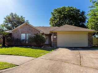 4910 Black Stone St, Baytown, TX 77521