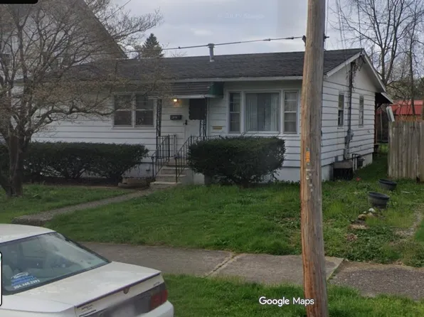29 1/2 Sedgwick St, Buckhannon, WV 26201