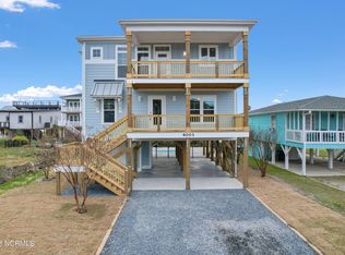4003 E Pelican Dr, Oak Island, NC 28465