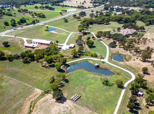 1950 W Sherman Dr, Aubrey, TX 76227