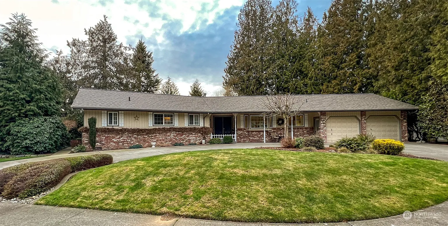 601 N Forest Court photo 1