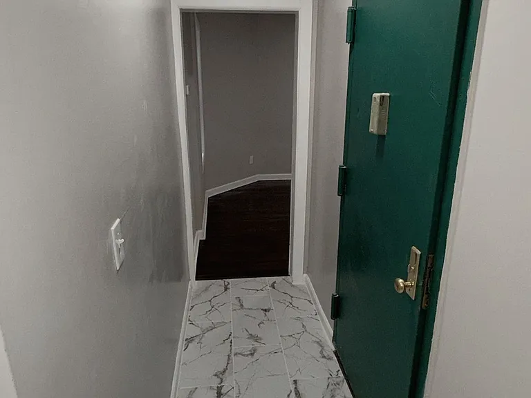 1071 Pembroke St #2 — Photo 6