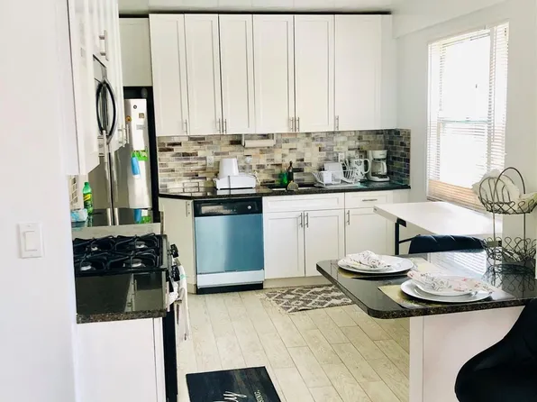 160-10 89 Avenue #N-2D, Jamaica Hills, NY 11432