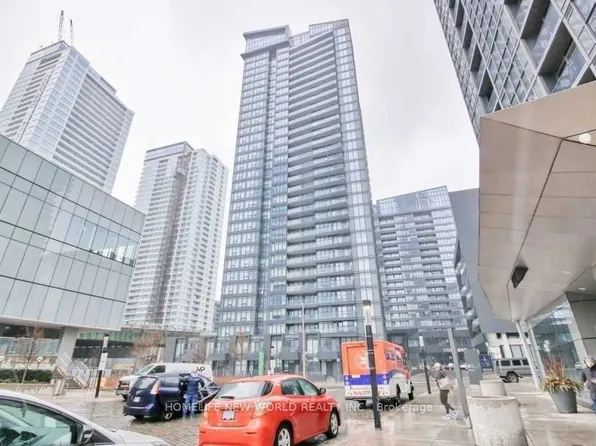 70 Queens Wharf Rd, Toronto, ON
