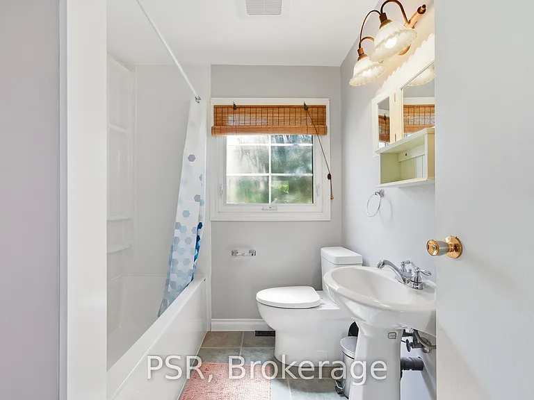 42 Jane St — Photo 18