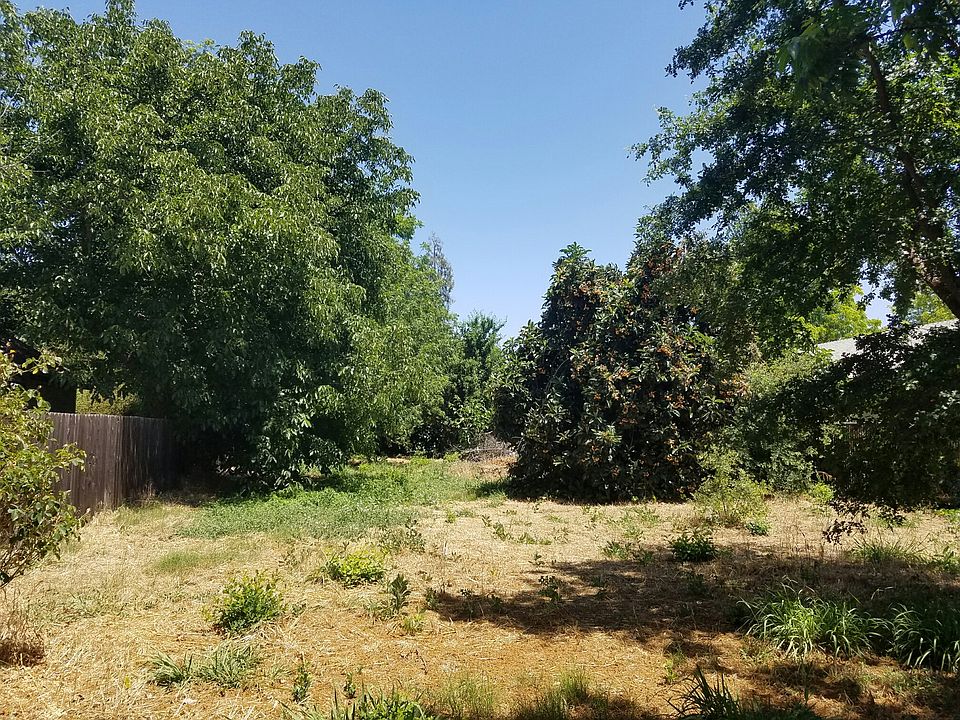 2nd image of 633 Smilax Ave
