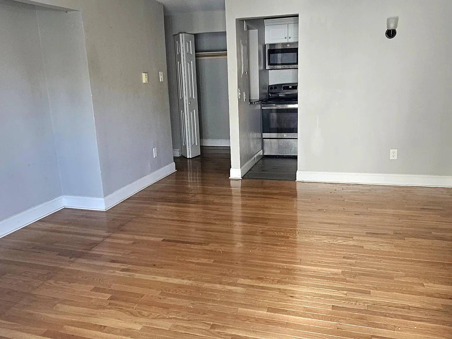 1 bed, $1,400 — Photo 2