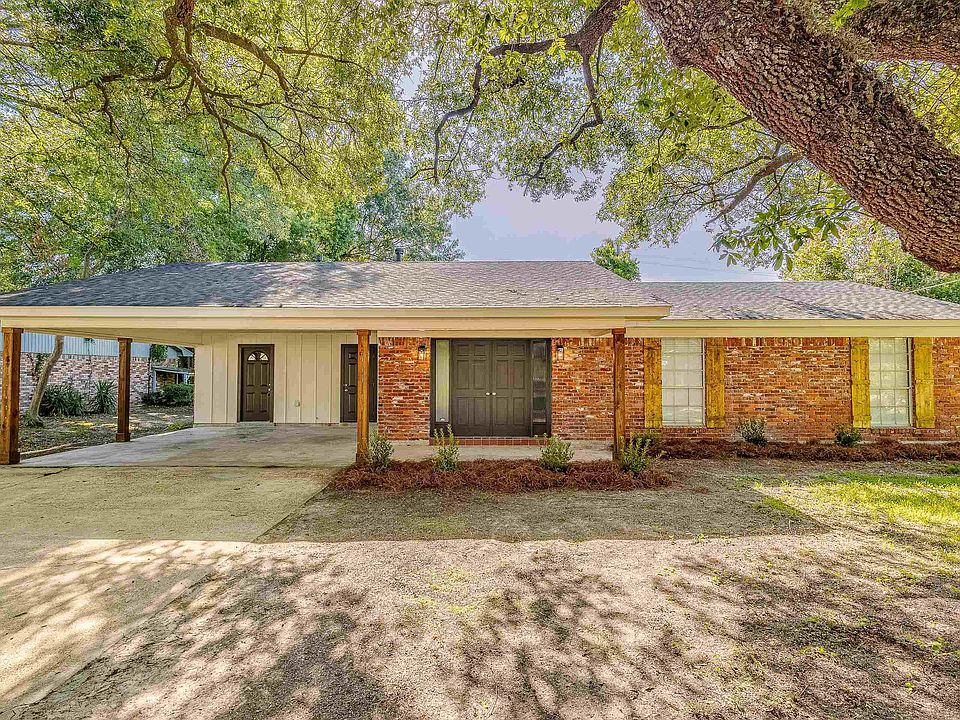 1st image of 818 E Rimes Cir