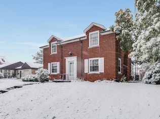 7317 2nd Ave, Kenosha, WI 53143