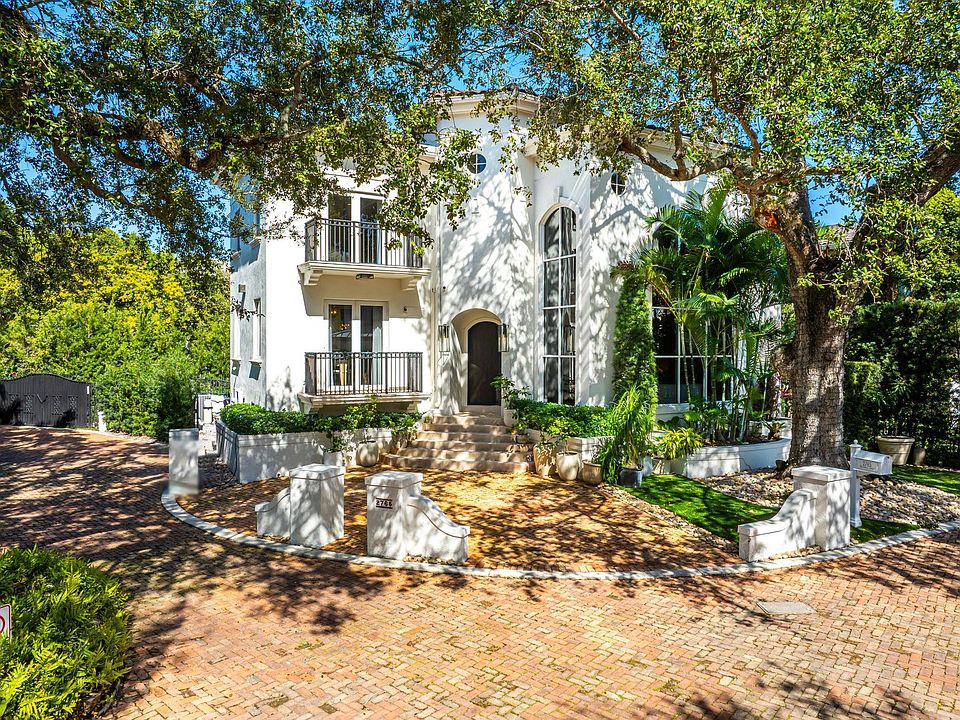1st image of 2765 Brickell Court