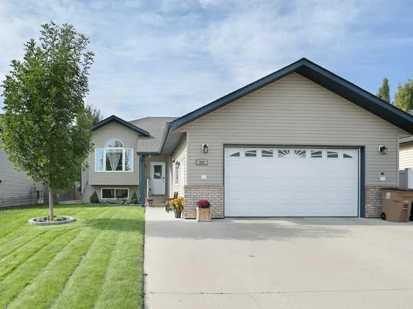 227 Meadowbrook Dr E, Brooks, AB T1R 1N6