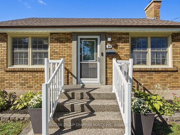 4th image of 24 Graydon St