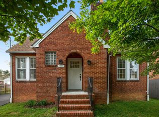 5830 5th St S, Arlington, VA 22204