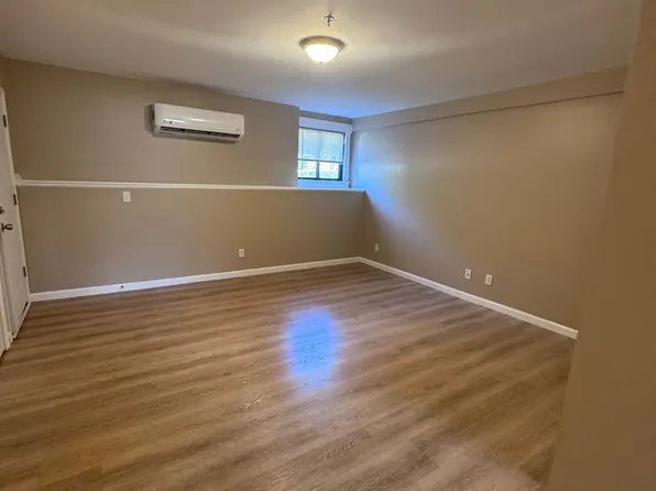 165 Charles Street, 165 Charles St Floor 1-103, Rochester, NH 03867
