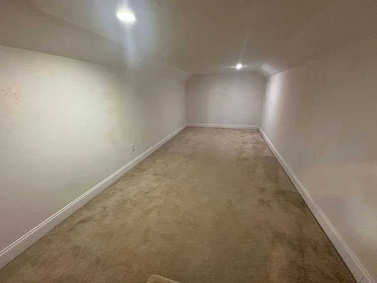 754 Murray Ave — Photo 36