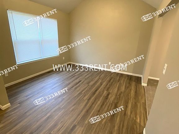 4th image of 1307 N 4th St