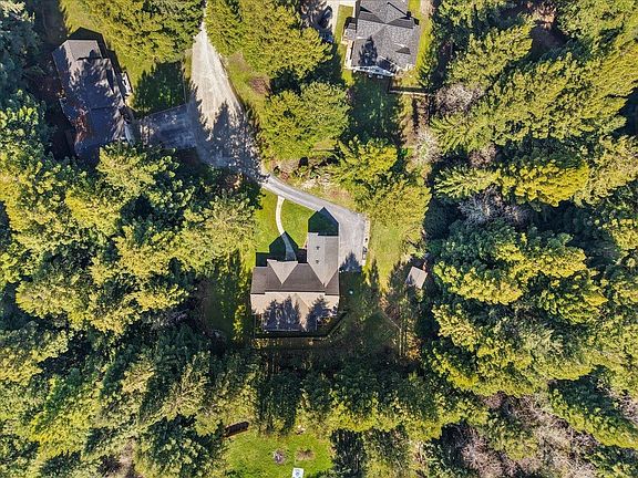 5th image of 180 Haley Ln