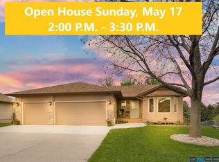 108 E 9th St, Crooks, SD 57020