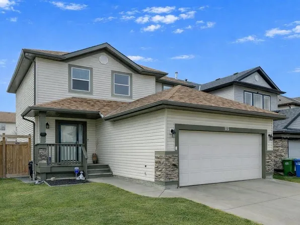 515 N Stonegate Rd NW, Airdrie, AB T4B 3A1