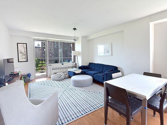 3rd image of 400 Central Park W APT 12C