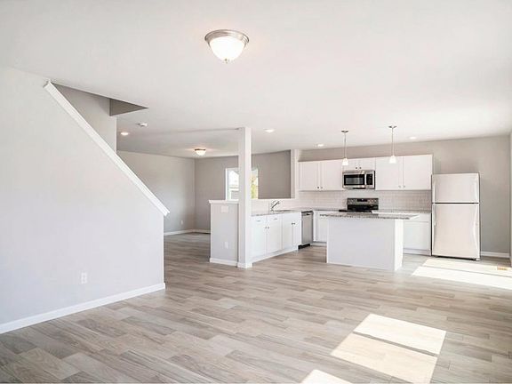 3rd image of 4497 W 77th Pl