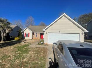 2660 Stagbuck Dr, Gastonia, NC 28052