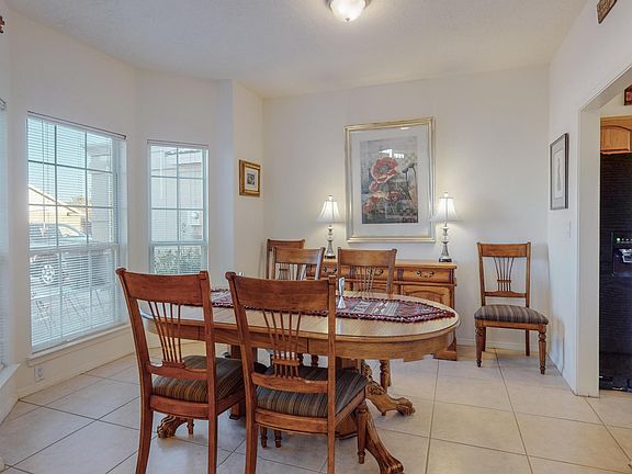 5th image of 2505 Parkwest Dr NW