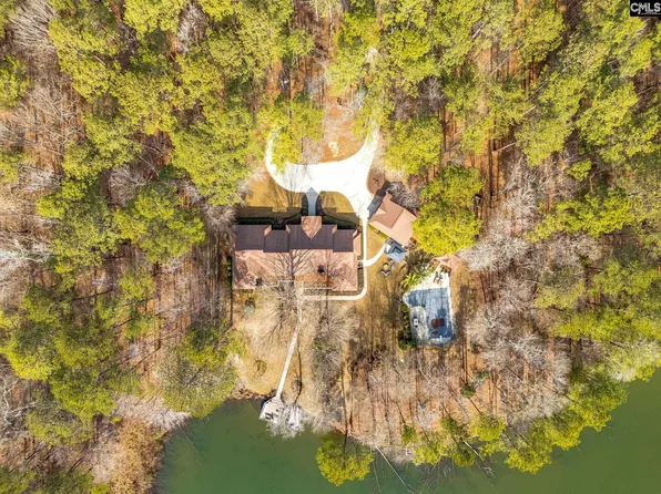 325 Derrick Ln, Blythewood, SC 29016