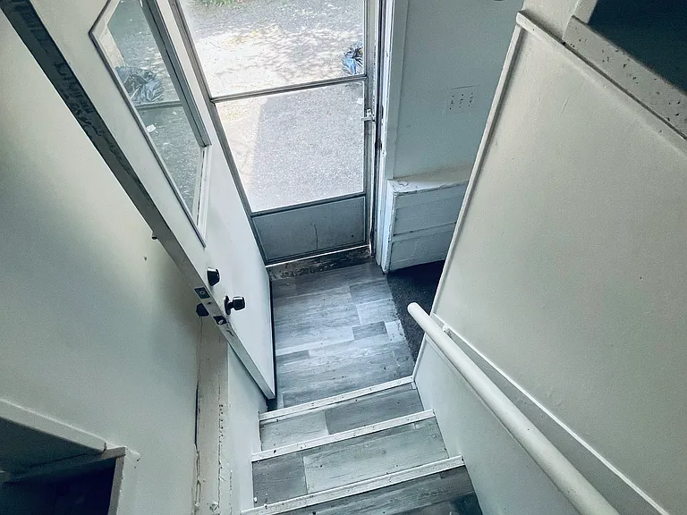 116 W Beverly Ave — Photo 8