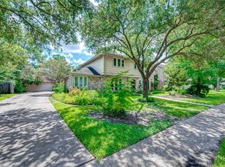 1711 Mossy Stone Dr, Houston, TX 77077