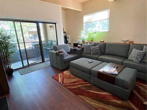 2nd image of 121 Juanita Dr #2-27