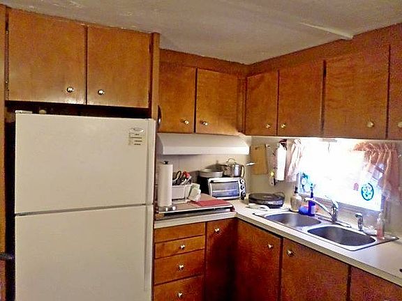 3rd image of 1065 N Volusia Ave #D5