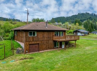 466 E Buck Creek Rd, Tidewater, OR 97390