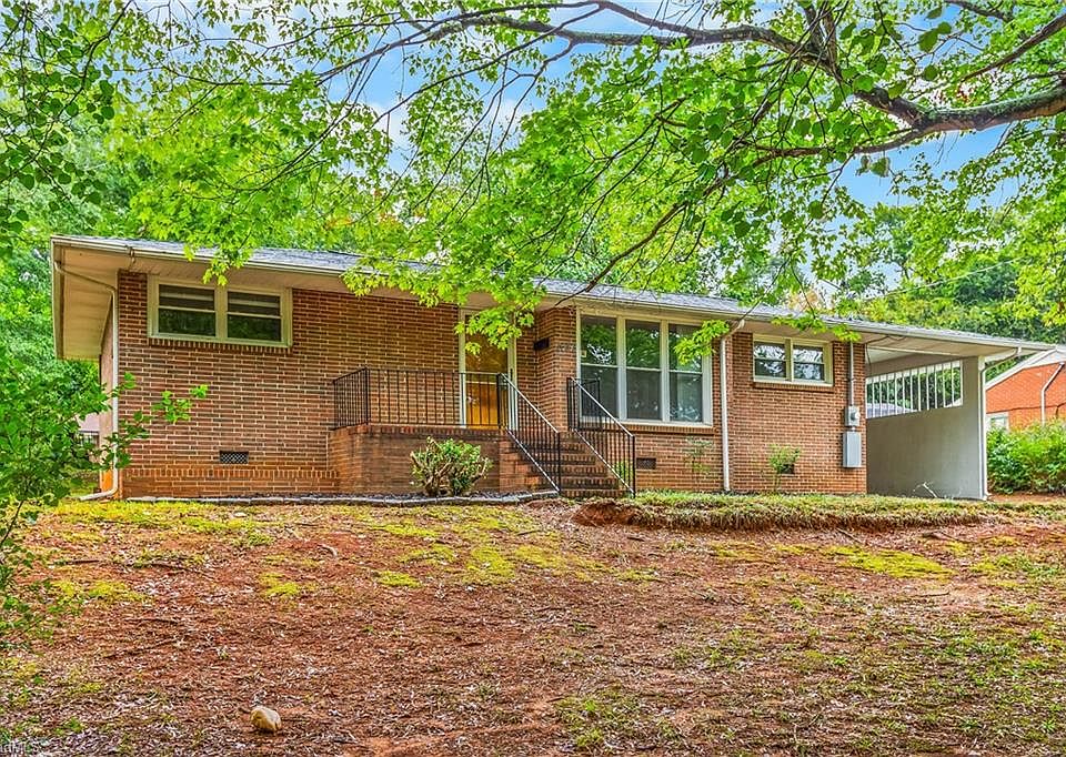 1st image of 641 Valley Dr