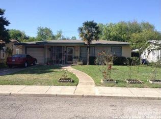 327 Craigmont Ln, San Antonio, TX 78213