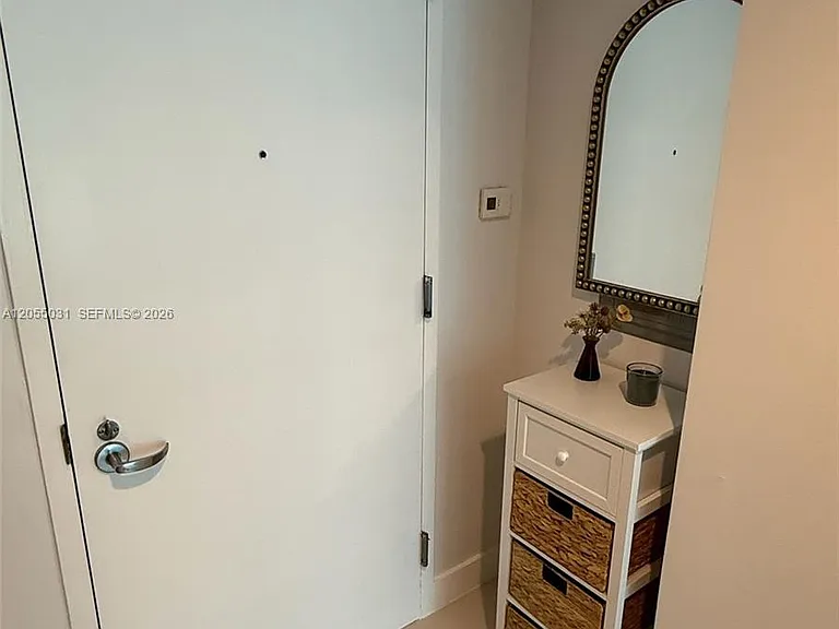60 SW 13th St #1418 — Photo 2