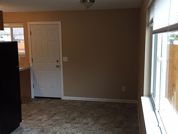 2nd image of 3007 E 4th Ave