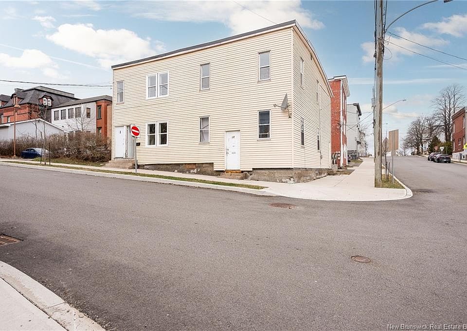 1st image of 239 Britain St