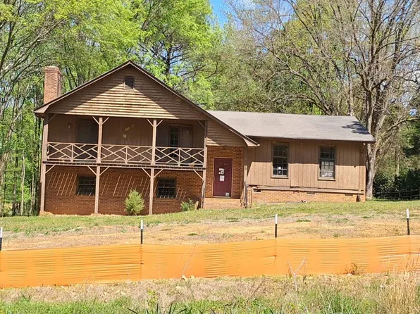 4709 Lawyers Rd E, Wingate, NC 28174