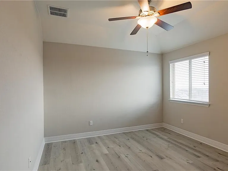 6224 Lake Teravista Way — Photo 27