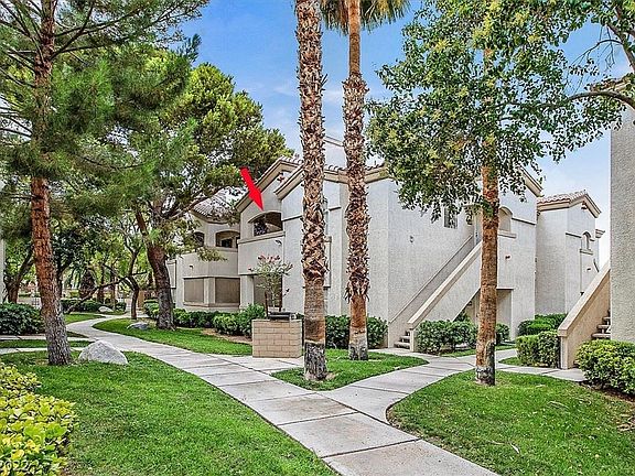 2nd image of 6480 Annie Oakley Dr Unit 824