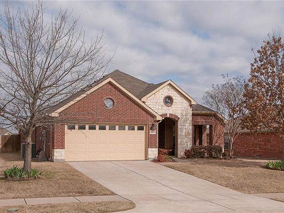 4th image of 220 Bison Meadow Dr