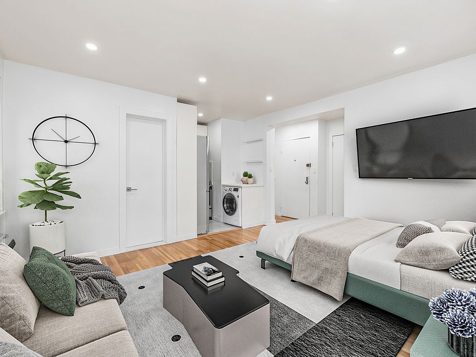 2nd image of 1220 Lexington Ave APT 4A