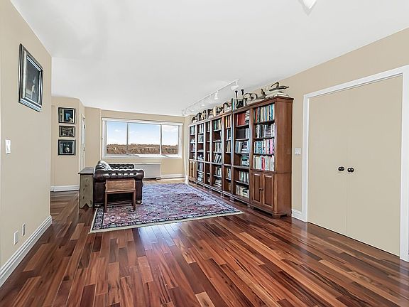 5th image of 2621 Palisade Ave APT 15A