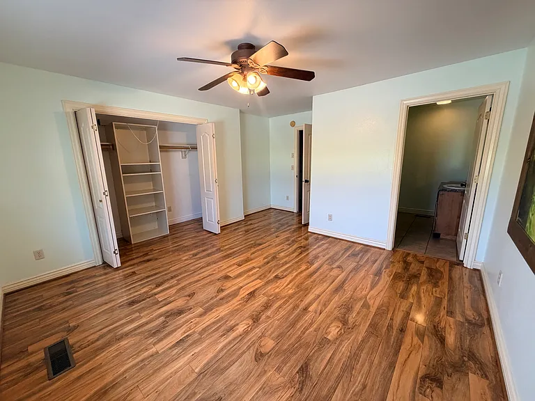 551 Kodiak Cir — Photo 7