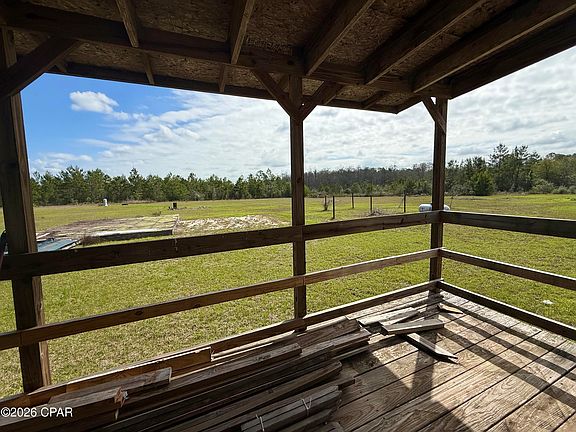 4th image of 22985 NW Lamont Rd