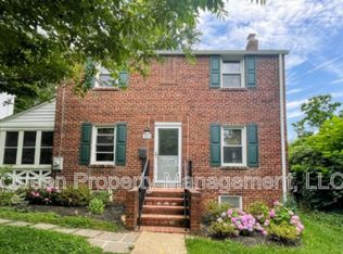 2825 63rd Ave, Hyattsville, MD 20785