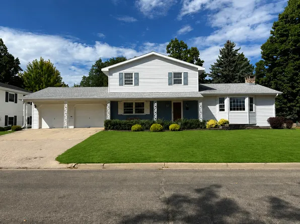 223 14th St N, Breckenridge, MN 56520