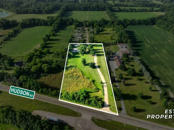 8325 Hudson Rd, Pittsford, MI 49271