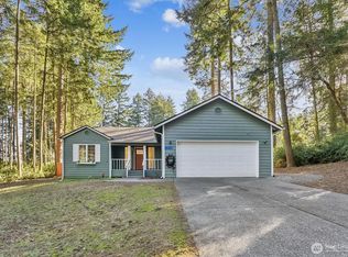 10117 Cougar Pl, Anderson Island, WA